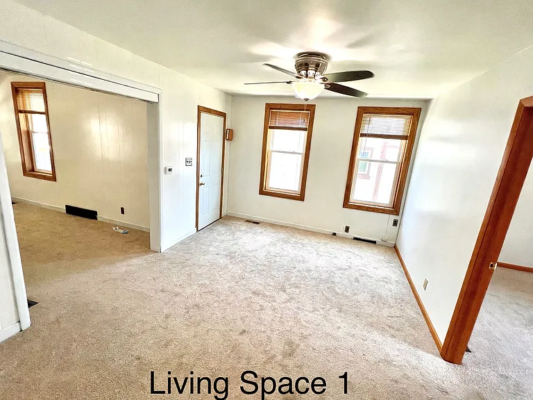 1619 Superior Ave — Photo 9