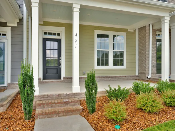 3141 Setting Sun Dr, Thompsons Station, TN 37179