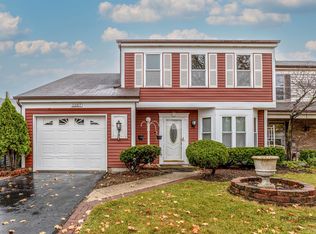 1287 Huntington Dr, Mundelein, IL 60060