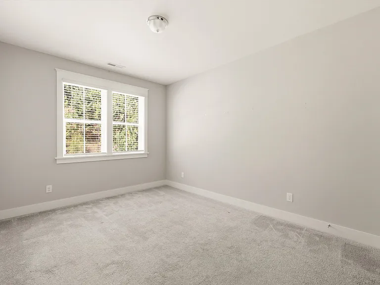201 Bluffwood Ave — Photo 30