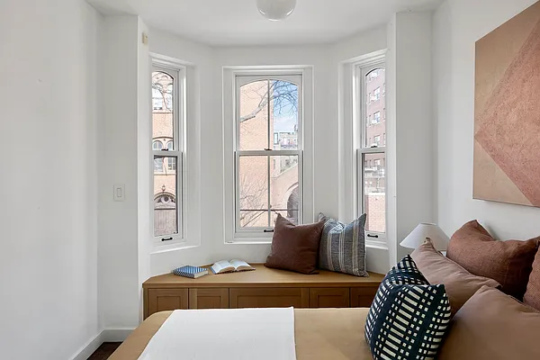 Sold by Compass | media 12