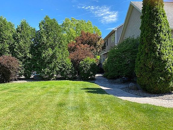 3rd image of 8460 Prestwick Dr