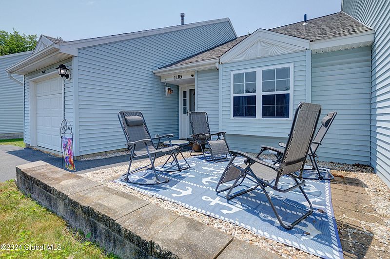 3rd image of 1105 Spearhead Drive