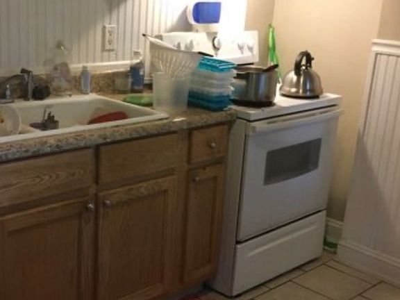 4th image of 2103 W Cary St APT 2