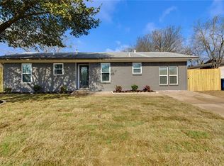8802 Redfield Ln, Austin, TX 78758