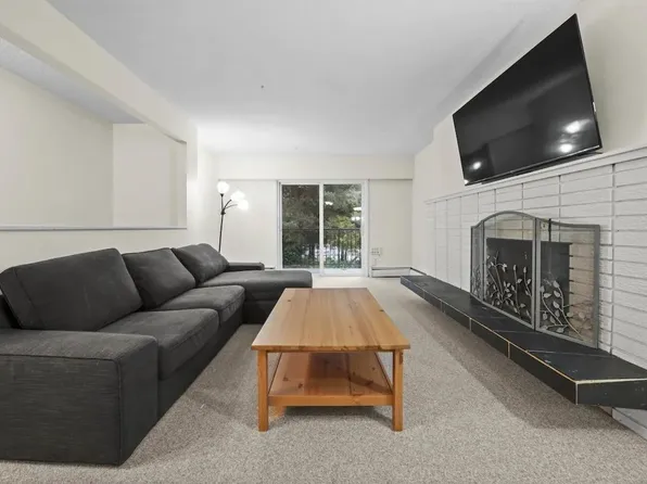 2271 128th St, Surrey, BC V4A 3V8