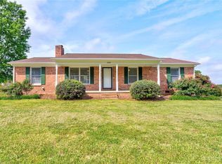 1009 Cleveland Ave, Grover, NC 28073