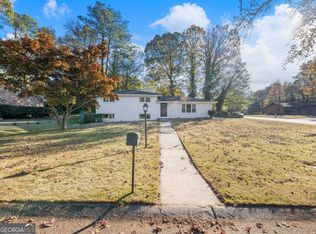 3044 Sunset Ln, East Pt, GA 30344