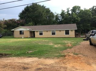 809 Mulberry St, Vaiden, MS 39176