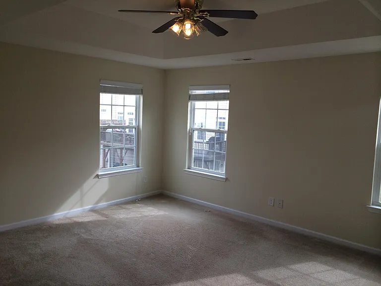 3341 Park South Station Blvd — Photo 15