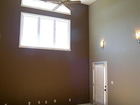 4th image of 115 Tiffany Ln
