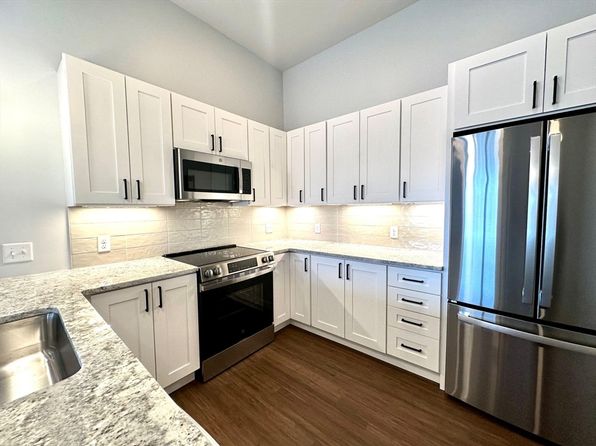 45 W Central St #215