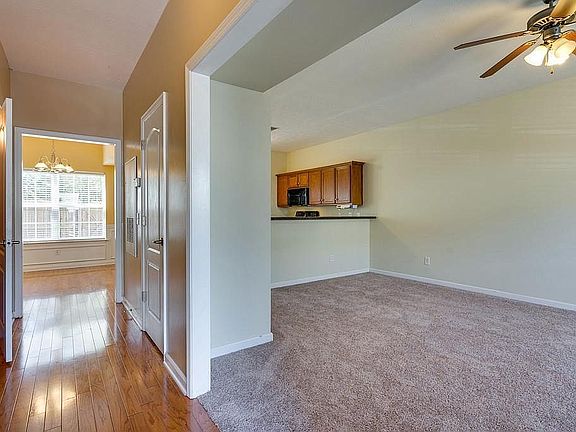 4th image of 284 Meigs Dr APT K75