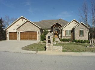 139 Roark Hills Dr, Branson, MO 65616