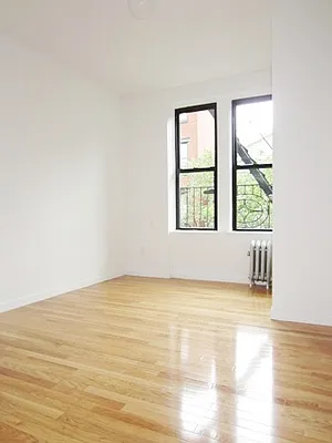 Rented by City Connections Realty | media 16