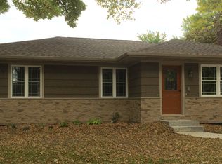 1358 Main St, Pella, IA 50219