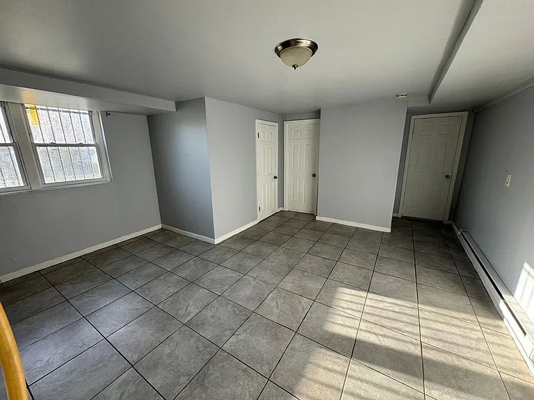 161 Sunset Ave #2 — Photo 5