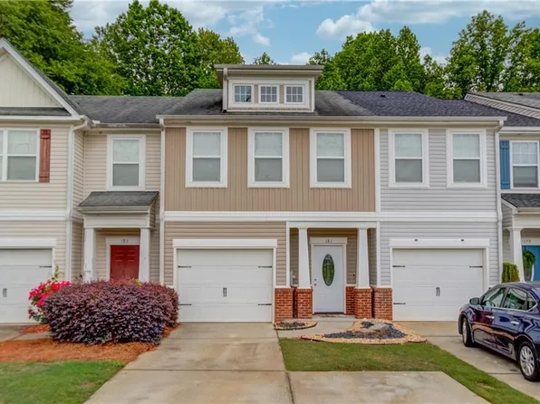 181 Turtle Creek Dr, Winder, GA 30680