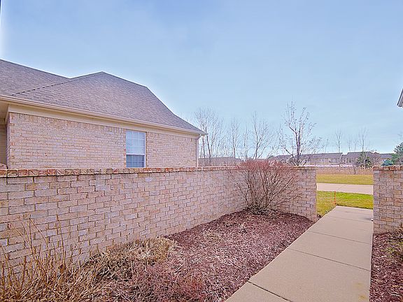 4th image of 15037 Marsh Creek Ct