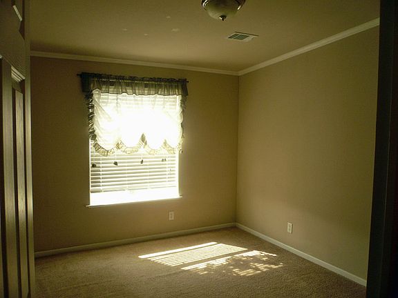 2nd image of 2233 Sky Crest St