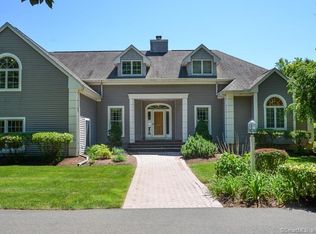 232 Duncaster Rd, Bloomfield, CT 06002