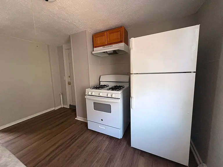 24 Dickerman St #2 — Photo 8