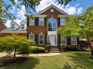7020 Meadow Ridge Cir, Nashville, TN 37221