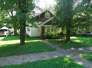 227 E 11th St, Chanute, KS 66720