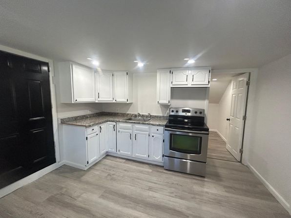 44 1st St #2
