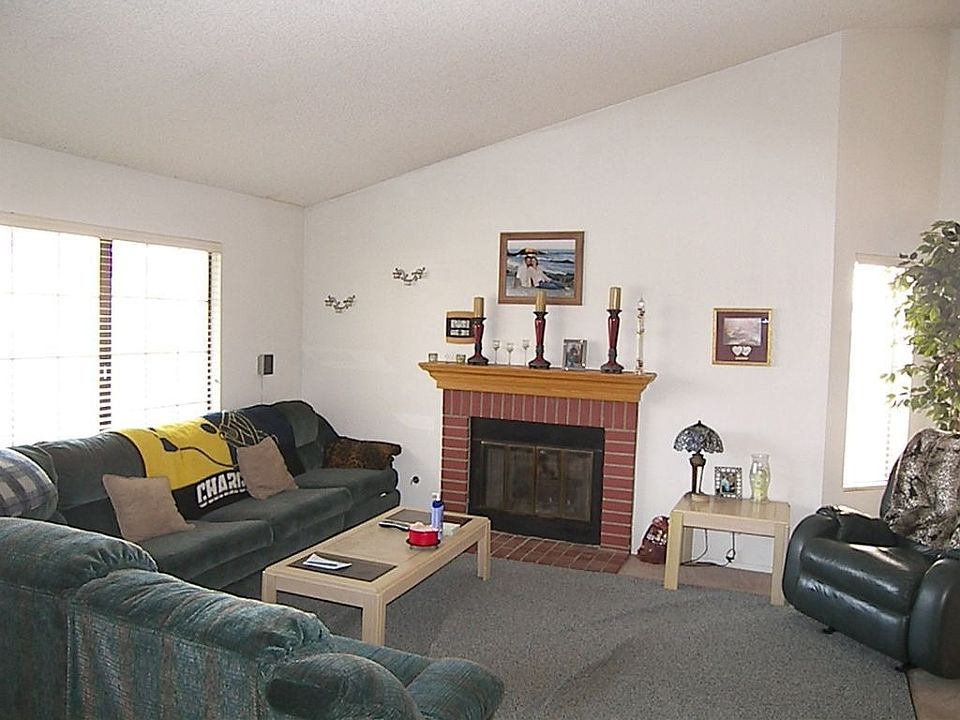 Living room with fireplace