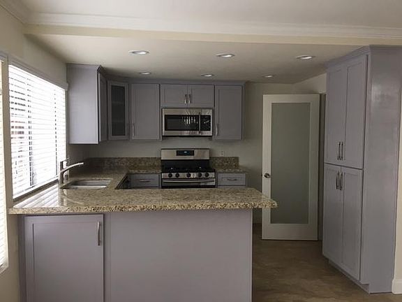 5th image of 33332 Acapulco Dr APT A