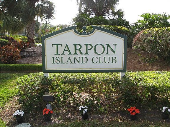 2nd image of 1820 Tarpon Ln #103