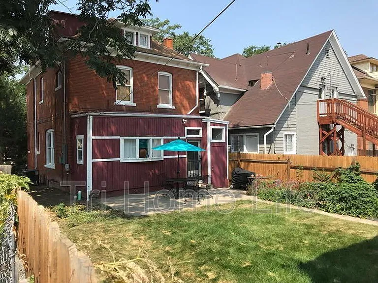 1652 N Gaylord St — Photo 15
