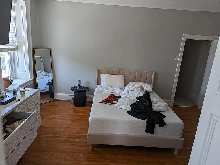 3504 Ainslie St — Photo 21