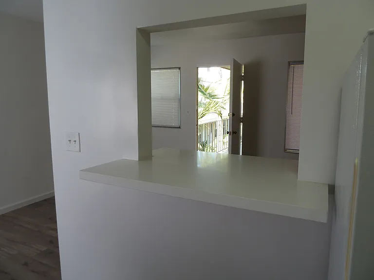 1022 2nd St #20 — Photo 7