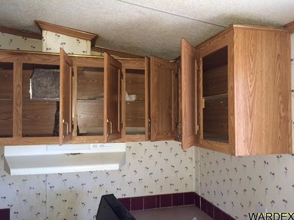 2nd image of 4140 N Adams St