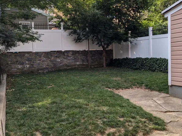 535 Saint Joseph St, Lancaster, PA 17603