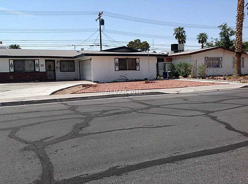 1st image of 861 Toni Ave