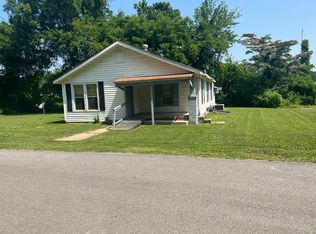 146 Midway Ave, Rossville, GA 30741
