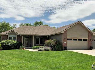 3403 SW Shunga View Ct, Topeka, KS 66610