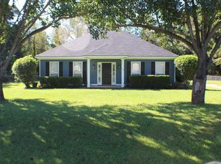 178 Garrett Rd, Leesburg, GA 31763