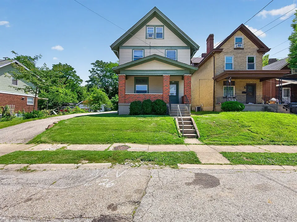 3018 Marshall Ave