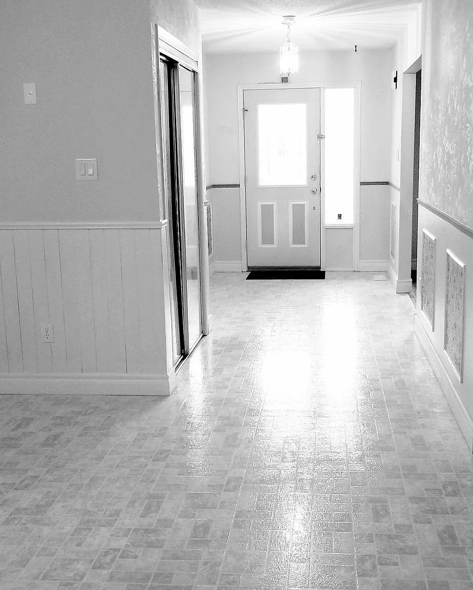 3 bed, $2,500 — Photo 2