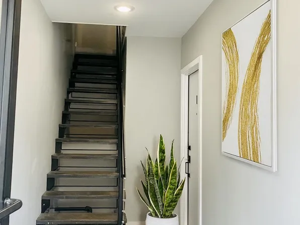 41 Beacon Avenue image 8 of 9