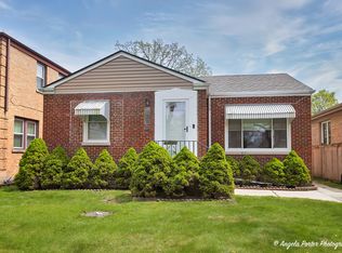 8137 Kolmar Ave, Skokie, IL