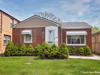 8137 Kolmar Ave, Skokie, IL, 60076