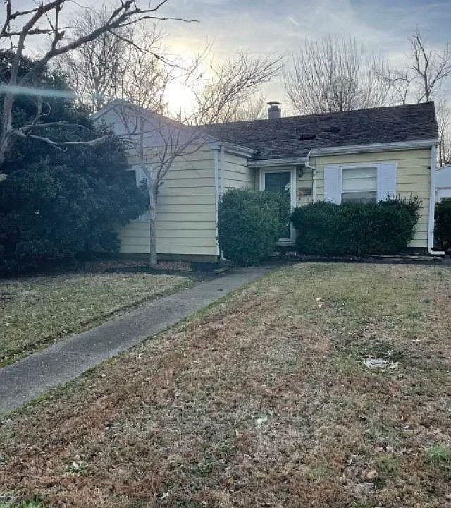 1st image of 1303 Macarthur Dr