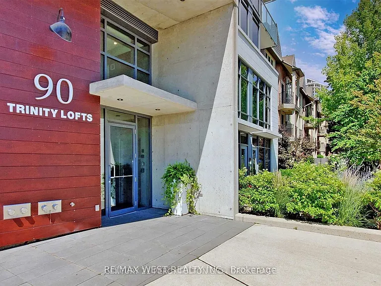 90 Trinity St #610 — Photo 38
