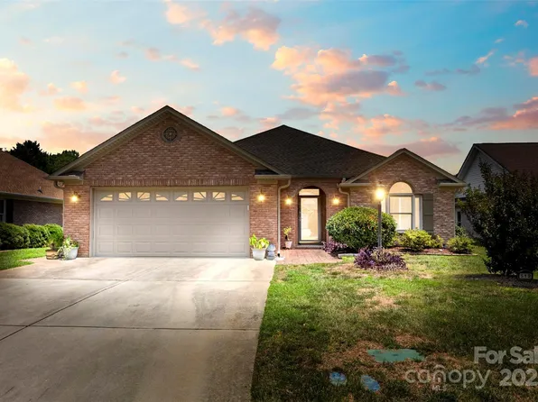 512 Scarboro Ln, Rock Hill, SC 29732