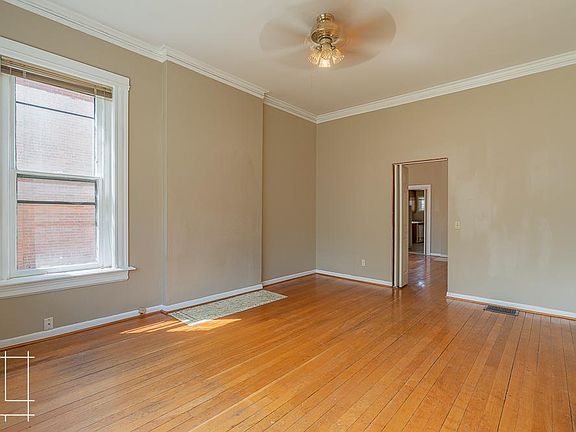 2nd image of 1315 Neil Ave #1315